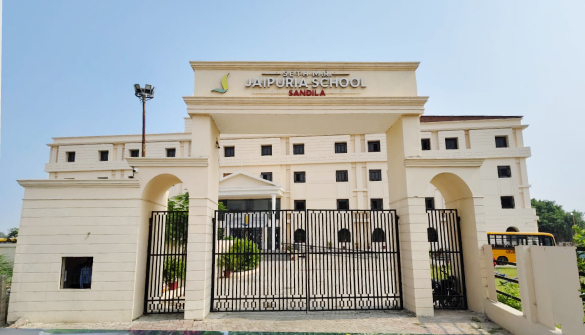 Seth M. R. Jaipuria School, Sandila