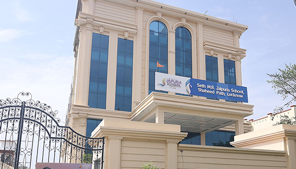 Seth M R Jaipuria School, Shaheed Path, Lucknow